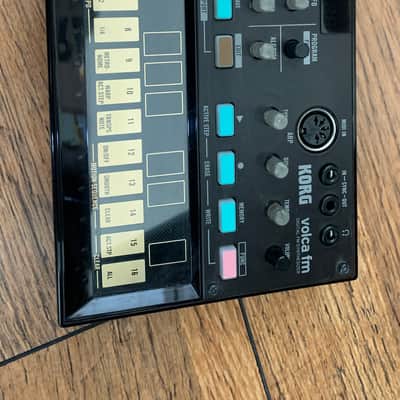 Korg Volca FM Digital FM Synthesizer/Sequencer 2016 - 2022 - Black