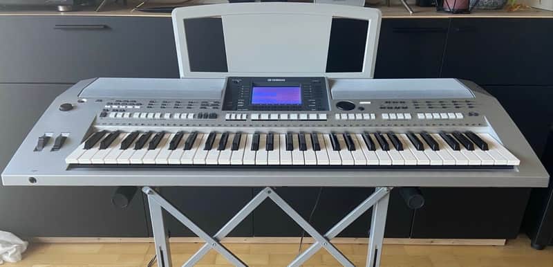 Yamaha PSR S700 S700 Keyboard Arranger image 1
