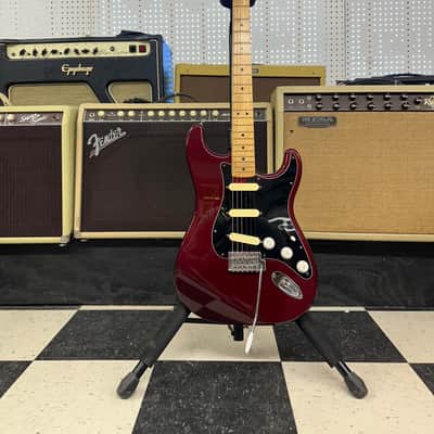 Fender MIM Standard Stratocaster with Maple Fretboard 2001 Midnight Wine image 1