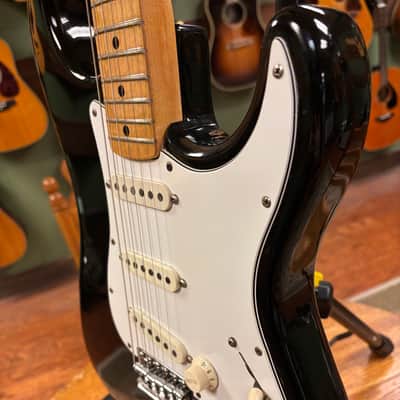 1981 Fender Stratocaster with Maple Fretboard Black image 6