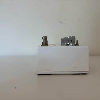 Empress Superdelay 2010s - White image 4