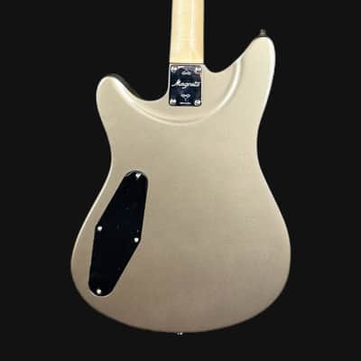 Magneto Starlux Electric Guitar SL-4300 w/ Gigbag image 4