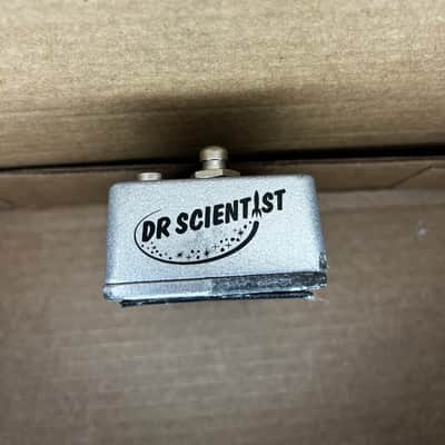 Dr. Scientist Reverberator 2010s - Red image 6
