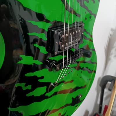 *RARE* ESP LTD Viper 2015 "Slimer" Tony Perry PTV Pierce The Veil Signature Electric Guitar -- Limited Edition Sam Ash Exclusive image 9