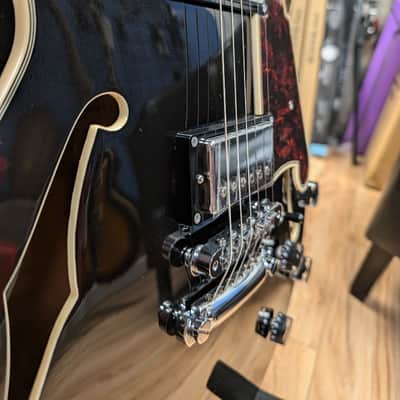 D'Angelico Premier SS Semi-Hollow Single Cutaway with Stop-Bar Tailpiece, Ovangkol Fretboard 2020 - 2022 - Black Flake image 4