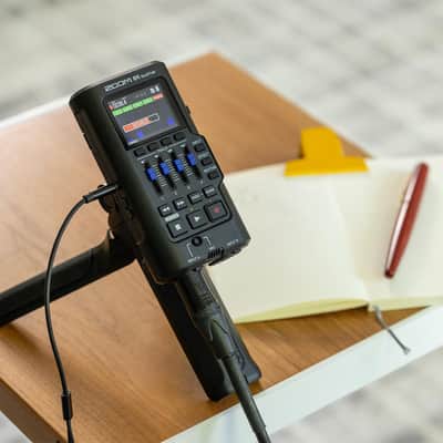 Zoom R4 MultiTrak 32-Bit Float Handheld Recorder image 3
