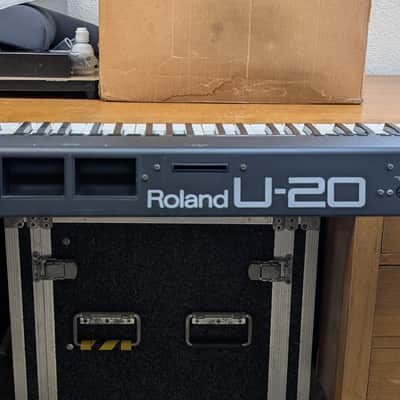 Roland U-20 61-Key RS-PCM Synthesizer image 4