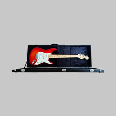 Fender Standard Stratocaster Plus Top with Maple Fretboard - 2015 - Cherry Burst image 15