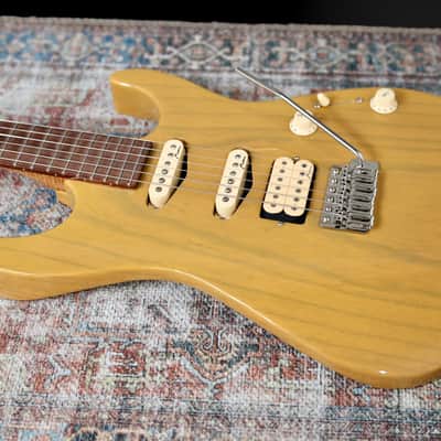 Marchione Double-Cut Bolt-On Solid Body - 2019 - Blonde. image 5