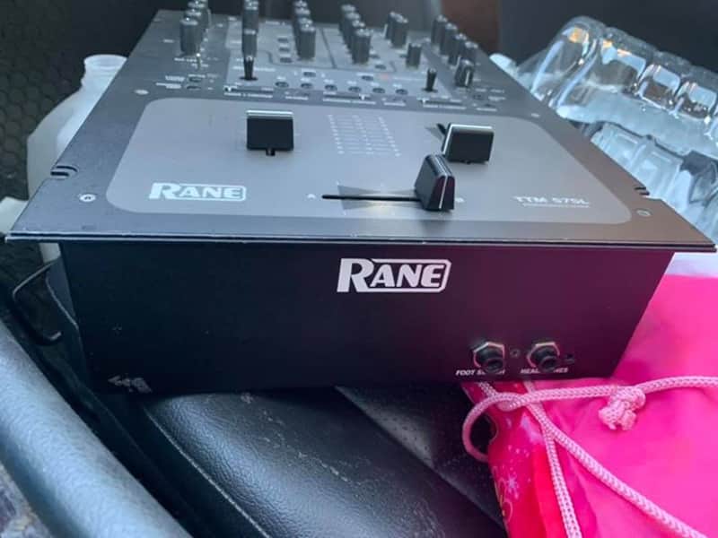 Rane TTM 57 Sl Mixer Performance Mixer Compatible with Serato Scratch Live software image 1