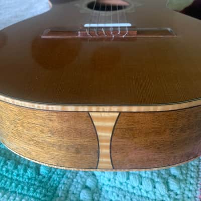 Requinto image 5