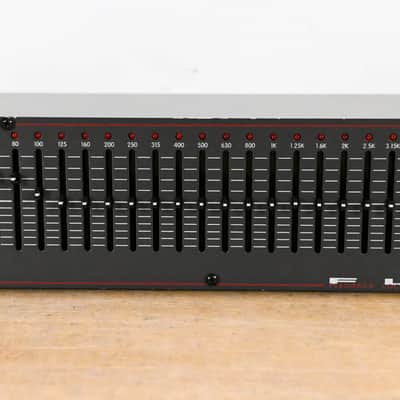 Peavey QF 131 31-Band Graphic Equalizer CG01450 image 3