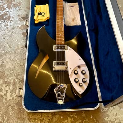 Rickenbacker 330 guitar 2001 - Jetglo original vintage USA image 4