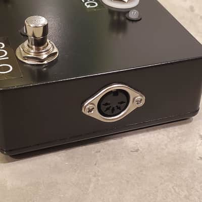 Compact 3-Button Footswitch for Mesa Boogie Mark V Five 35 Amplifier with Smart Memory Pedalboard Friendly Hand-wired image 7