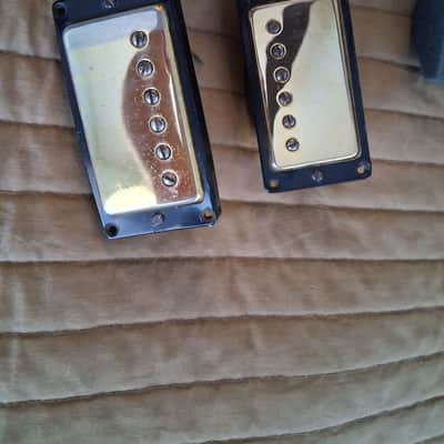 Gibson Pat Sticker Humbucker Les Paul Custom 1969-1970 - Gold image 1