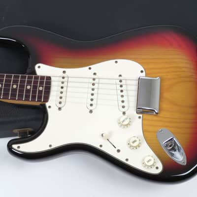 1975 Fender Stratocaster Left Handed - 7 1/4 Pounds! - Sunburst Finish - Rosewood Fingerboard - Original Case image 6