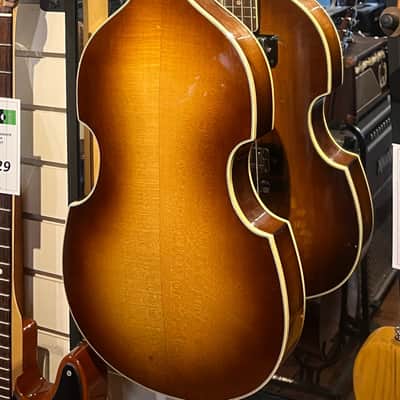 Hofner 500/1 Violin Bass 1966 - Sunburst w/Case image 3
