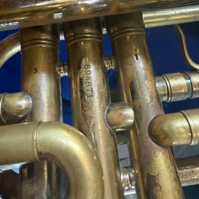 King Marching Mellophone, with mouthpiece and case. USA image 6