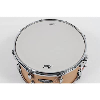 Pearl Modern Utility Maple Snare Drum Regular 14 x 8 in. Matte Natural image 4