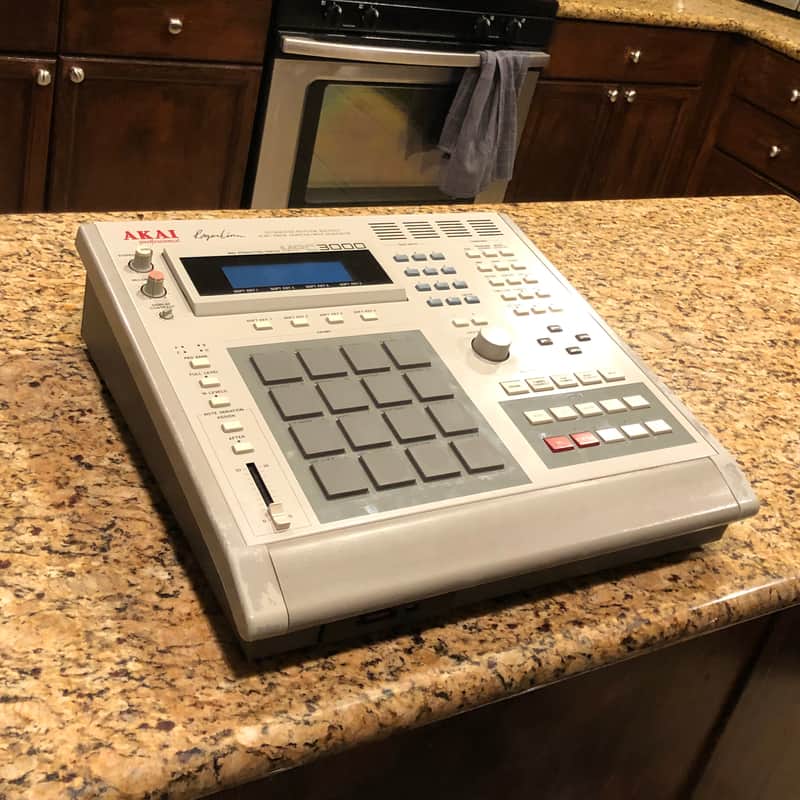 Akai MPC3000 w/sd card reader image 1