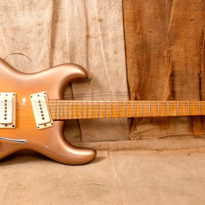 Mosrite M-88 1988 - Goldburst image 1