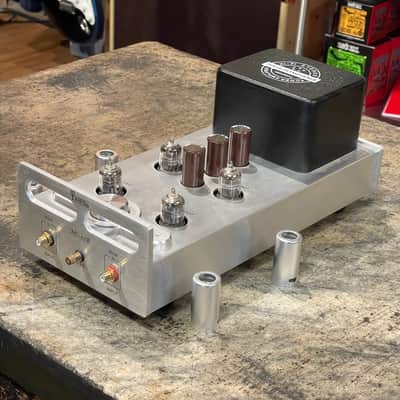 Yaqin MS-12B Hi-Fi stereo phono preamplifier image 1