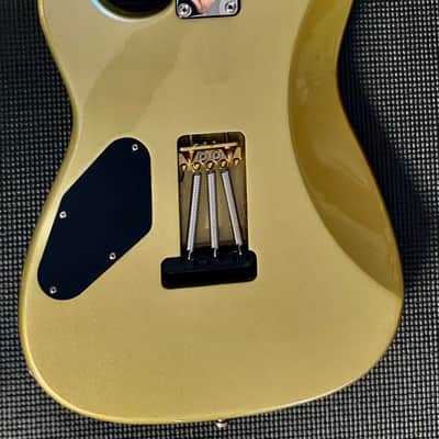 Ronaldo Custom Super Strat 2023 - Fire Mist Gold image 3