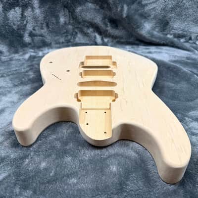 Unbranded RG - Strat 2025 - Unfinished image 7