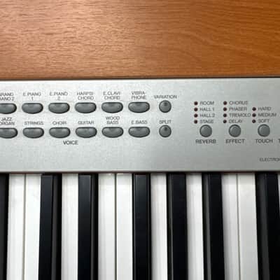Yamaha P-120 88-Key Stage Piano - Built-in Speakers - Cherry/Silver image 7