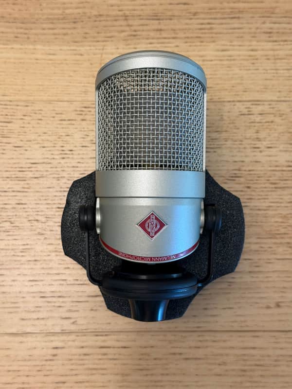 Neumann BCM 104 Large Diaphragm Cardioid Condenser Microphone 2004 - Present - Nickel image 1