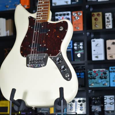 Fender Alternate Reality Series Electric XII with Pau Ferro Fretboard 2019 - Olympic White image 5