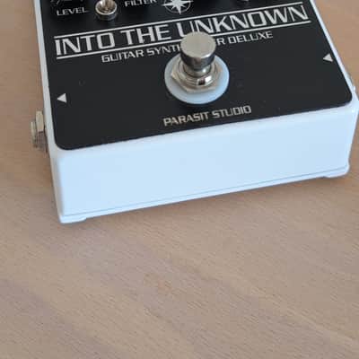 Parasite Studio Into the Unknown 2010s - Black image 3