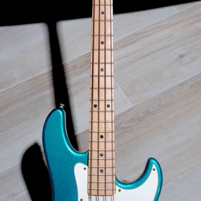 G & L LB-100 Bass 1999 Teal Metallic image 7