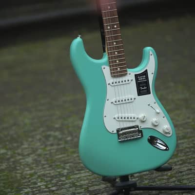 Fender Player Stratocaster PF - Sea Foam Green image 3