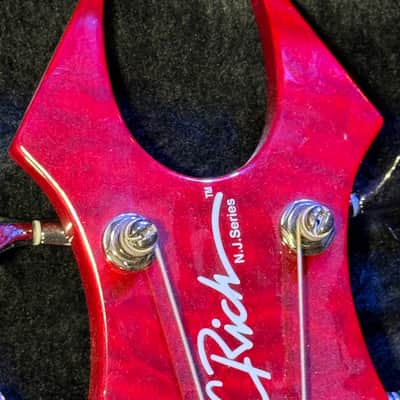 B.C. Rich Beast Bass Red With case image 7
