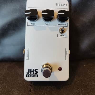 JHS 3 Series Delay 2020 - Present - White image 1