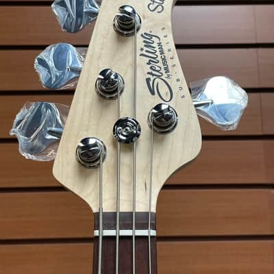 Sterling SUB StingRay Ray4 in Vintage Cream image 5