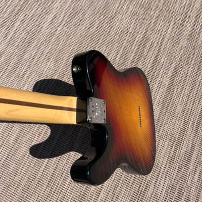 2004 Fender American Telecaster 3-Color Sunburst Maple Fretboard Neck AM MN 3TS American Series 3 Tone Sunburst Date 01/2004 MODEL #: 0118402700 Tele image 16