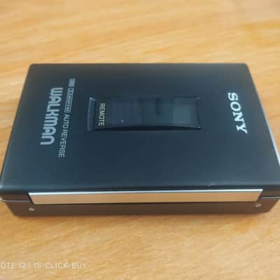 Sony WM 607 1989 - Sony Walkman Cassette player WM 607 black working image 5