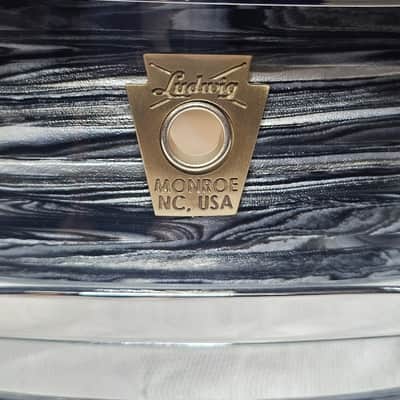 Ludwig Classic Maple 2026 - Vintage Black Oyster image 2