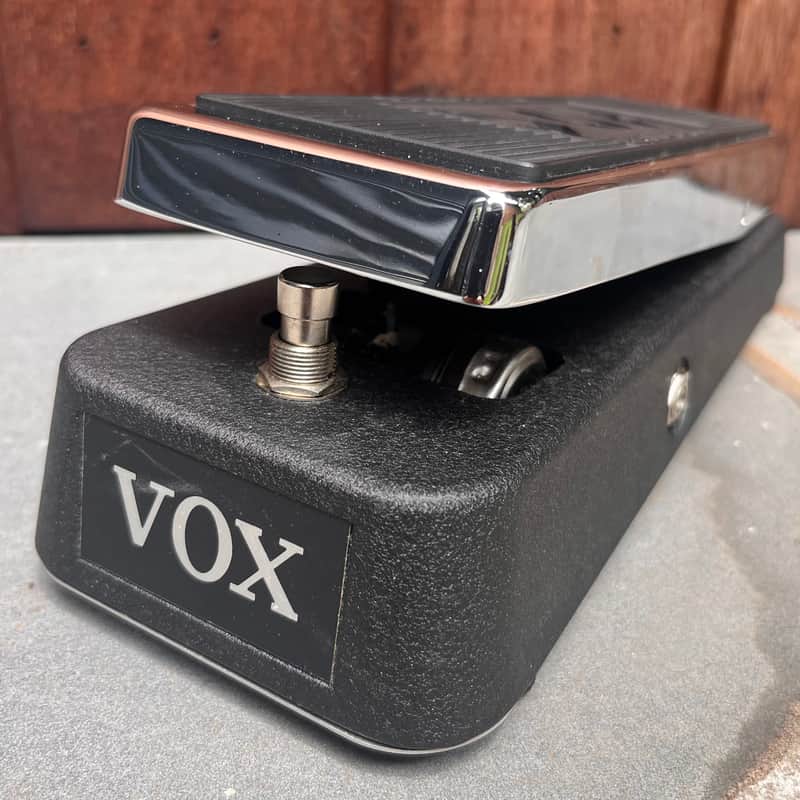 1994 – 2006 Vox V847 Wah Black / Chrome