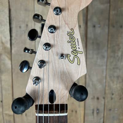 Squier Paranormal Custom Nashville Stratocaster Electric Guitar - Aztec Gold image 5