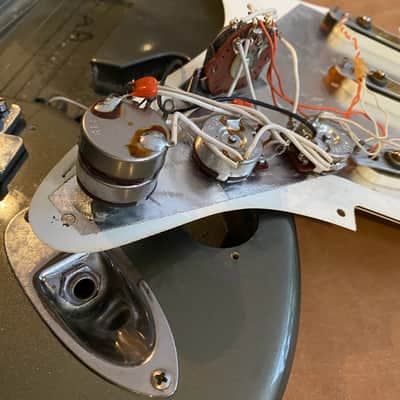 Vintage 1989 Fender Deluxe American Standard Stratocaster image 15
