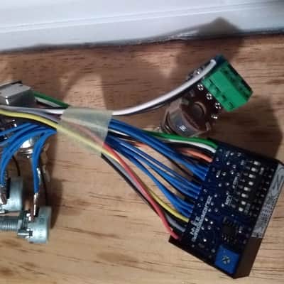 Zolkow 3.3 Active bass preamp EQ solderless 2016 Made in Hungary image 3