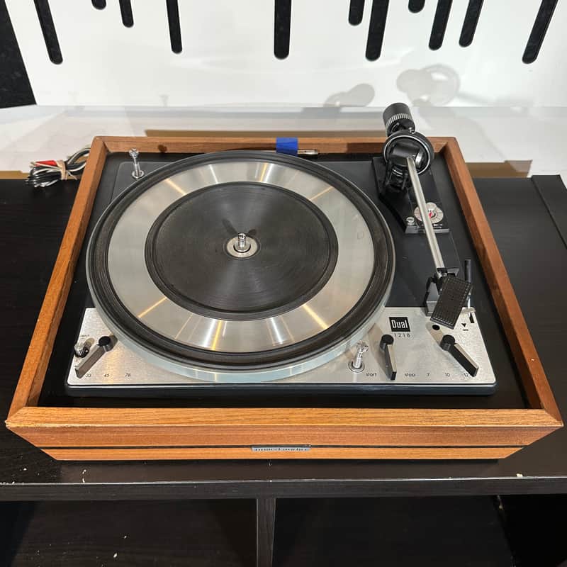 Dual 1218 Turntable - Serviced image 1