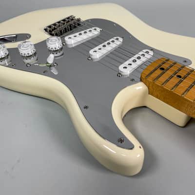 2022 Fender Nile Rodgers Hitmaker Stratocaster Olympic White w/HSC image 7