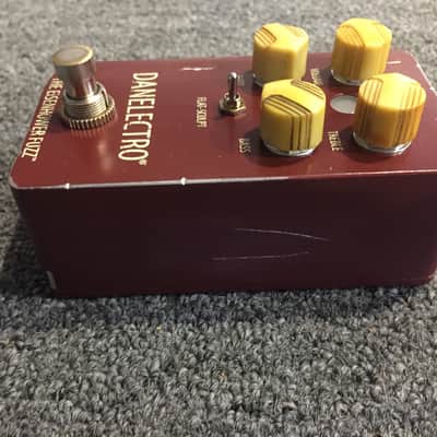 Danelectro Eisenhower Fuzz Pedal with Octave Effect 2-voice Octave Fuzz Guitar Effects Pedal image 2