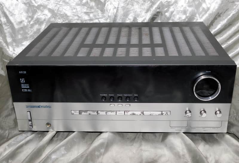 Harman Kardon AVR 330 receiver with pre outs and bass treble balance knobs image 1