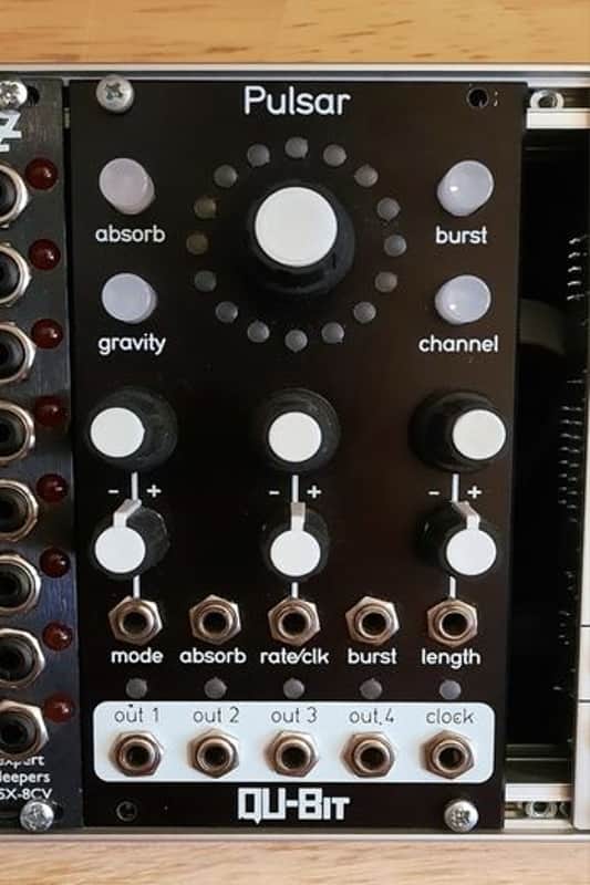 Qu-Bit Electronix Pulsar - Silver - Perfect conditions image 1