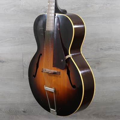 Gibson L-48 (1949 - 1950) Acoustic Archtop Sunburst Guitar image 4